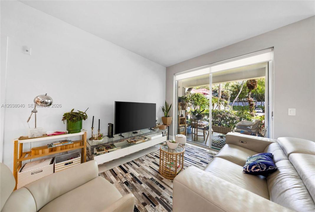 For Sale: $620,000 (3 beds, 2 baths, 1320 Square Feet)