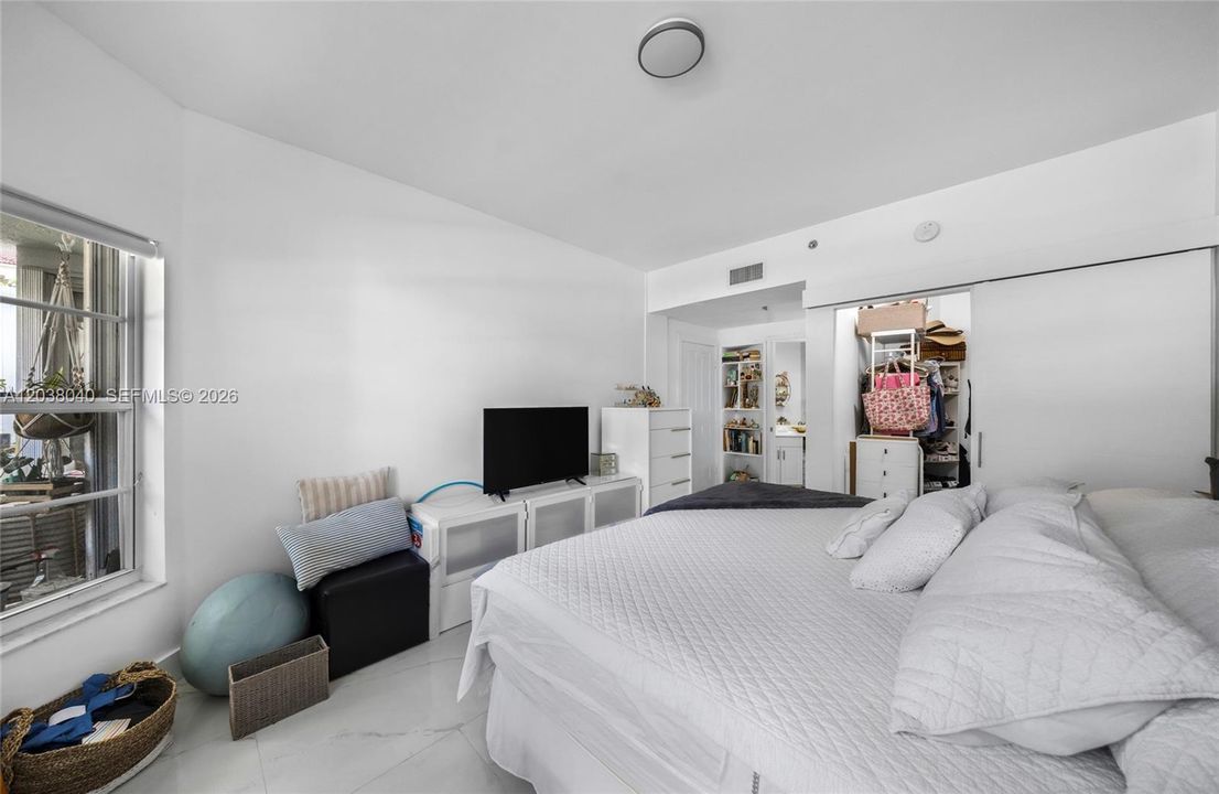 For Sale: $620,000 (3 beds, 2 baths, 1320 Square Feet)