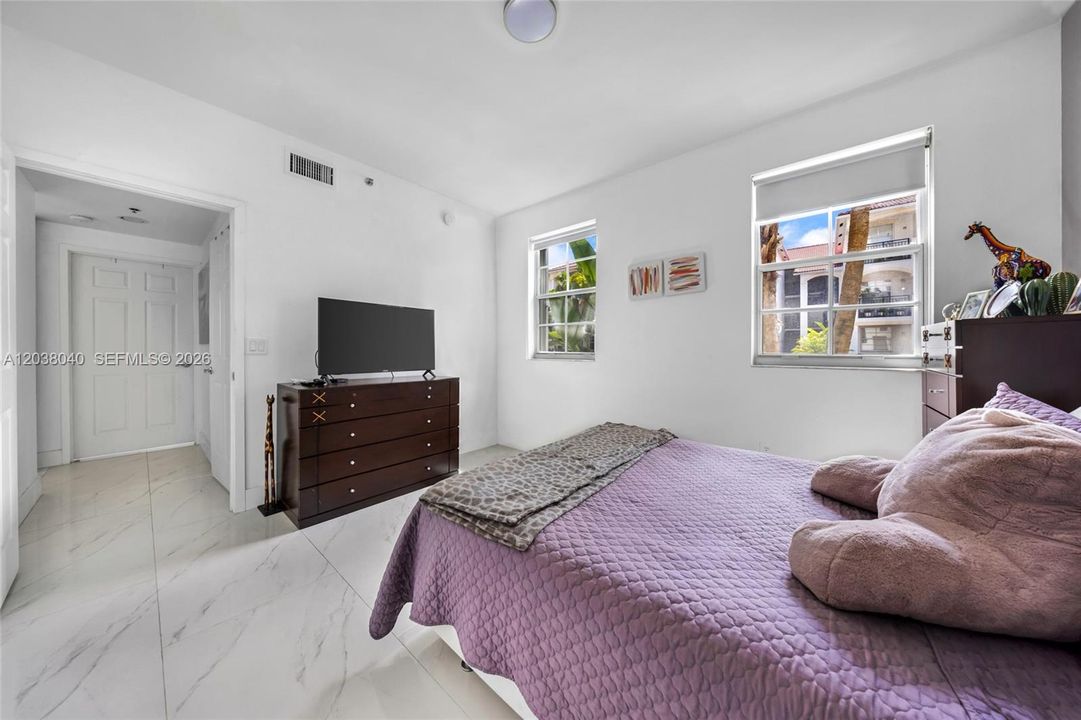 For Sale: $620,000 (3 beds, 2 baths, 1320 Square Feet)