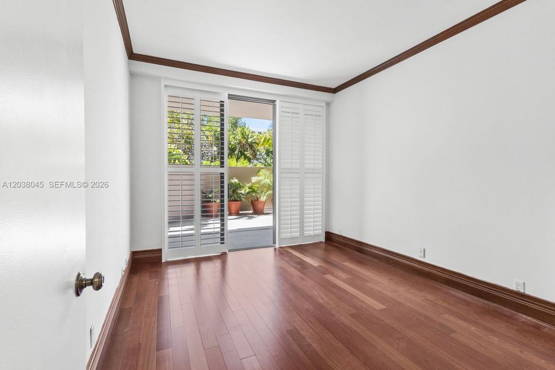 В аренду: $8,200 (2 спален, 2 ванн, 1537 Квадратных фут)