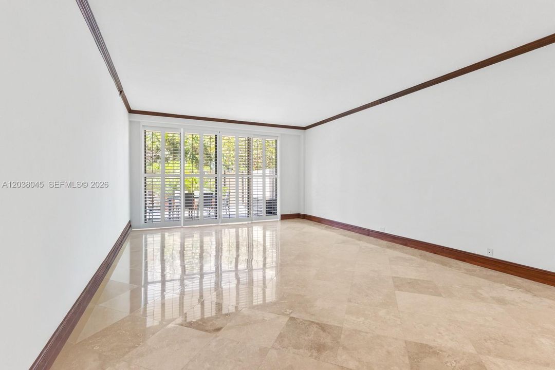 В аренду: $8,200 (2 спален, 2 ванн, 1537 Квадратных фут)