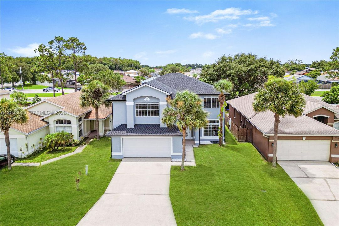 For Sale: $549,900 (6 beds, 3 baths, 3177 Square Feet)
