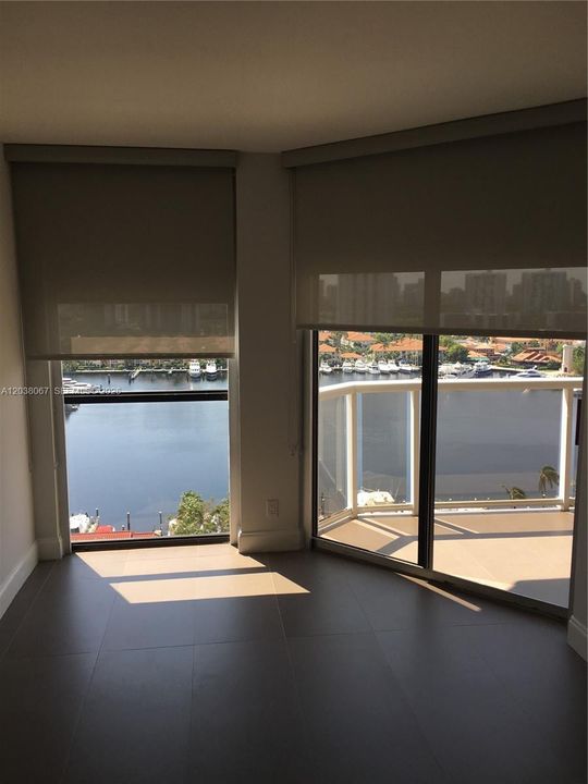 В аренду: $4,290 (2 спален, 2 ванн, 1430 Квадратных фут)