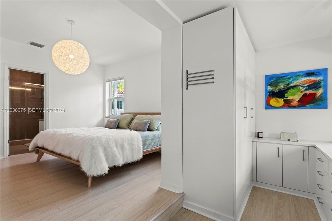 For Sale: $2,100,000 (4 beds, 3 baths, 1974 Square Feet)