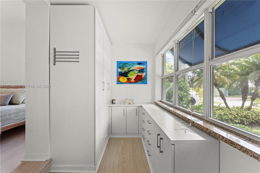 For Sale: $2,100,000 (4 beds, 3 baths, 1974 Square Feet)