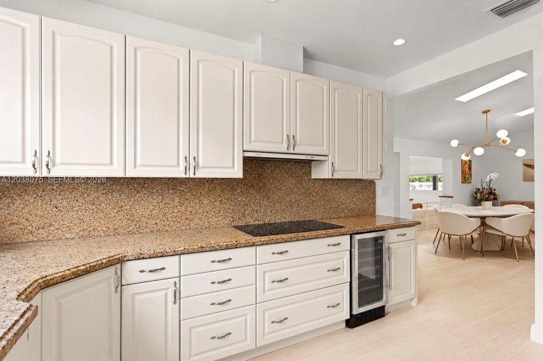 For Sale: $2,100,000 (4 beds, 3 baths, 1974 Square Feet)