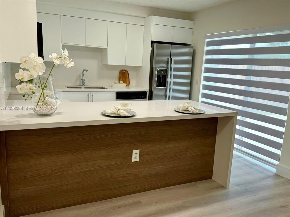 На продажу: $459,900 (3 спален, 2 ванн, 1488 Квадратных фут)
