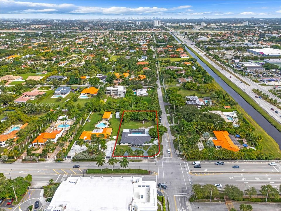 For Sale: $1,900,000 (5 beds, 3 baths, 2191 Square Feet)
