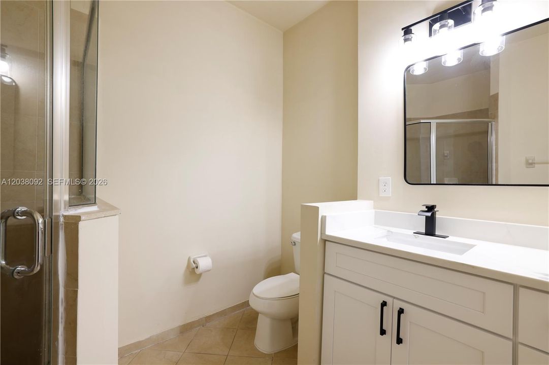 Master Bathroom 2nd Floor