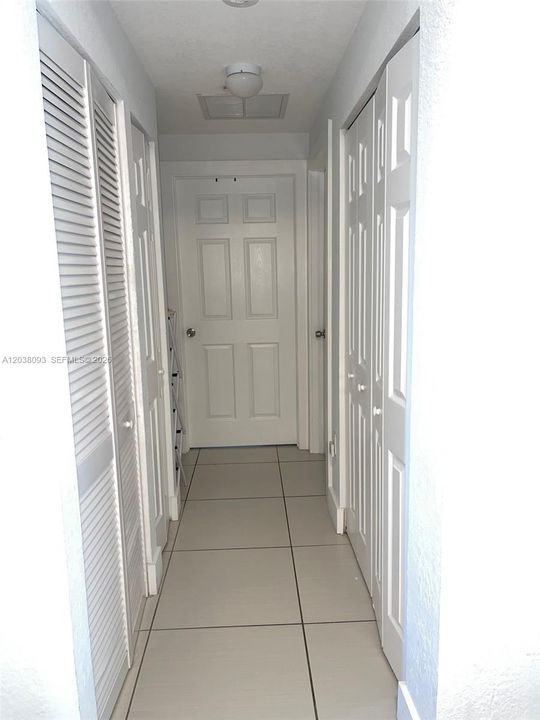 En Renta: $2,400 (2 camas, 2 baños, 807 Pies cuadrados)