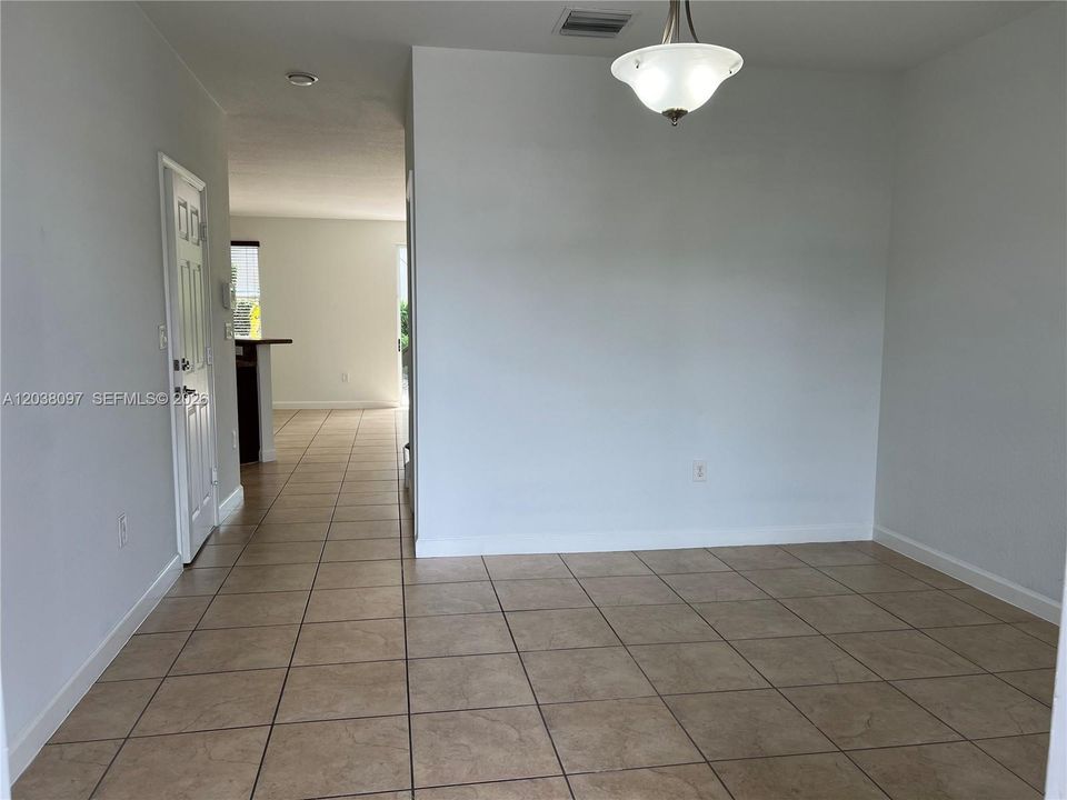 En Renta: $3,500 (3 camas, 2 baños, 1836 Pies cuadrados)
