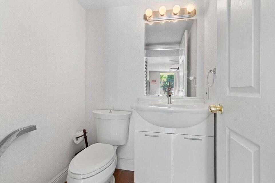BATH FIRST LEVEL