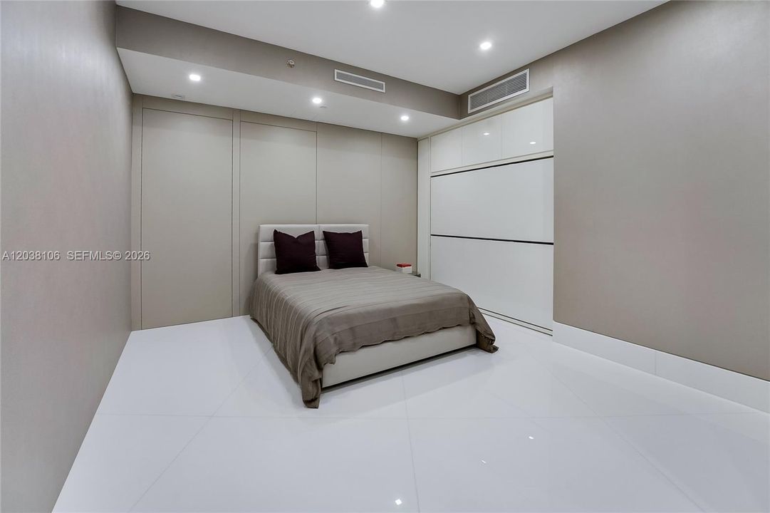 For Sale: $6,900,000 (4 beds, 4 baths, 4154 Square Feet)