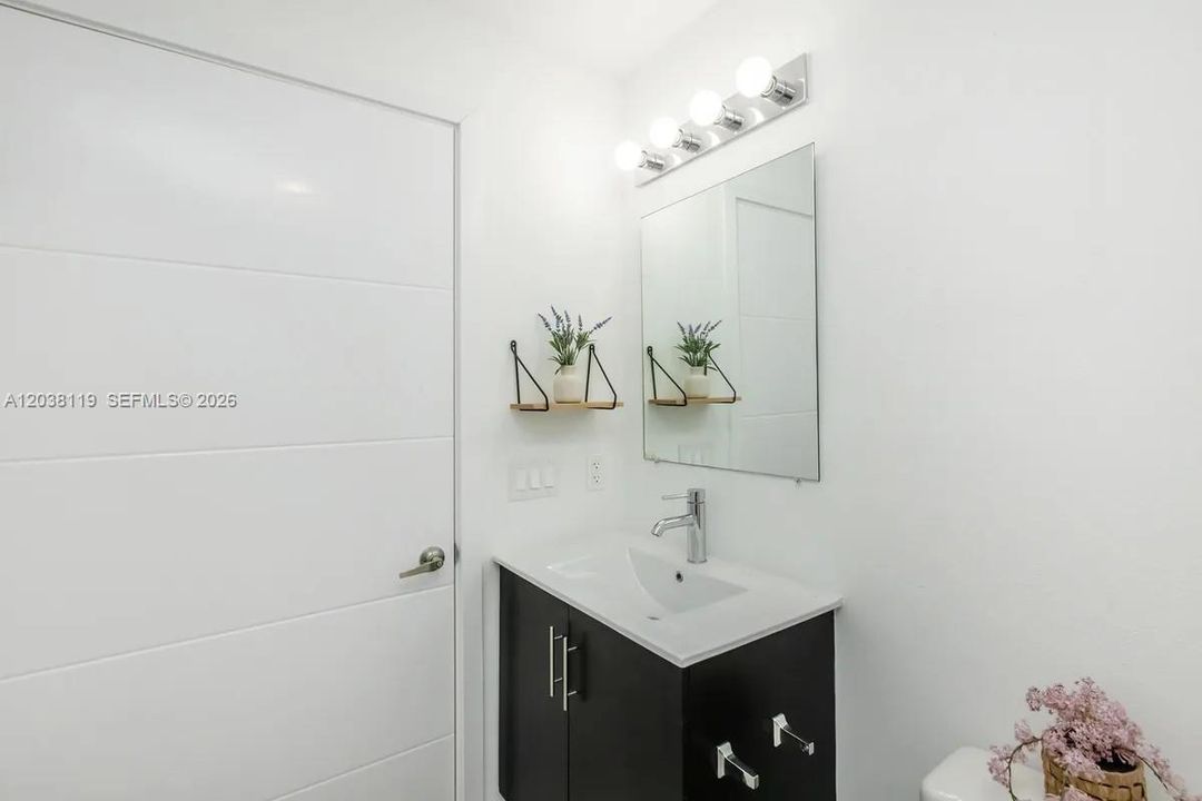 En Renta: $2,556 (2 camas, 2 baños, 1175 Pies cuadrados)