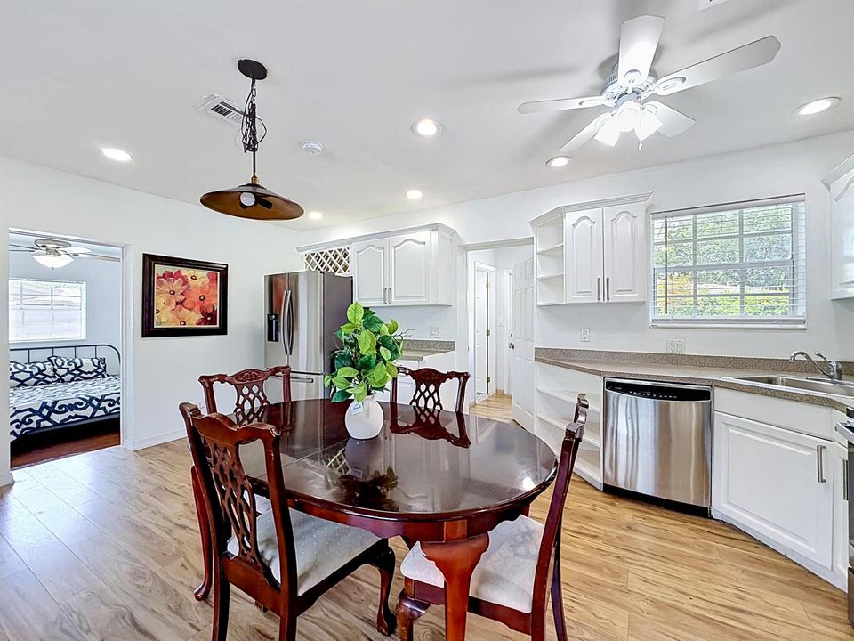 2000-ne-62nd-st-fort-lauderdale-fl-33308