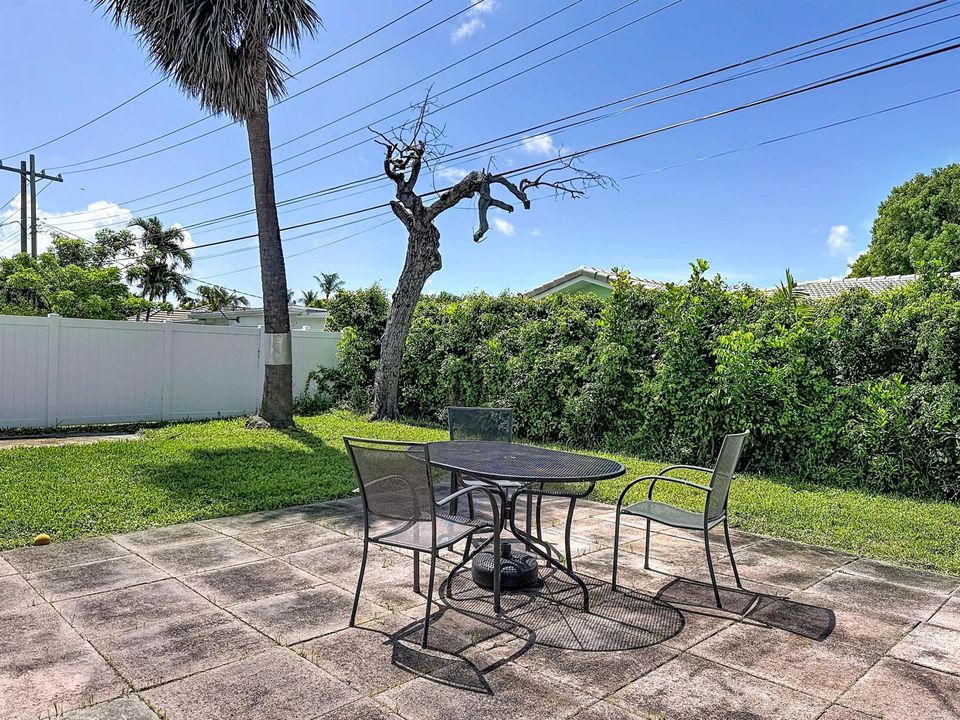 2000-ne-62nd-st-fort-lauderdale-fl-33308