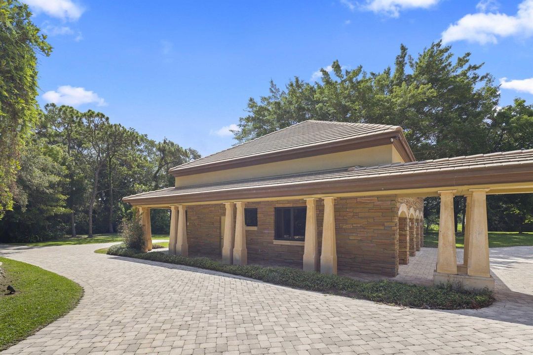 6001 Le Lac Road - 35.jpg-SMALL