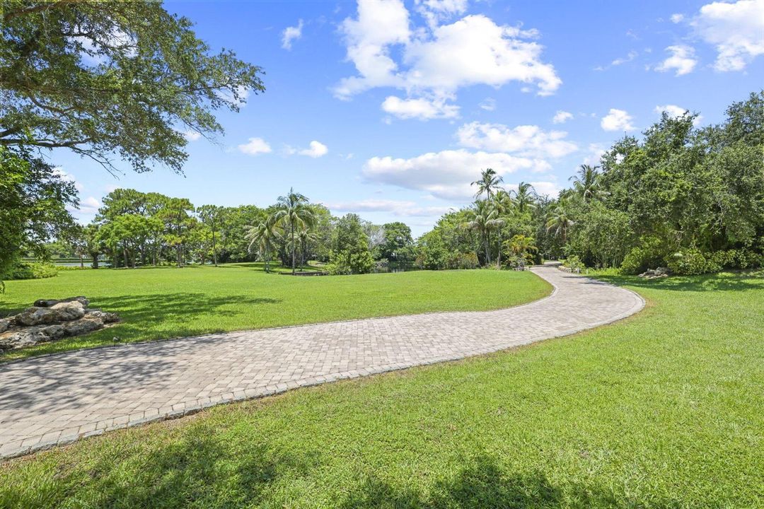 6001 Le Lac Road - 23.jpg-SMALL