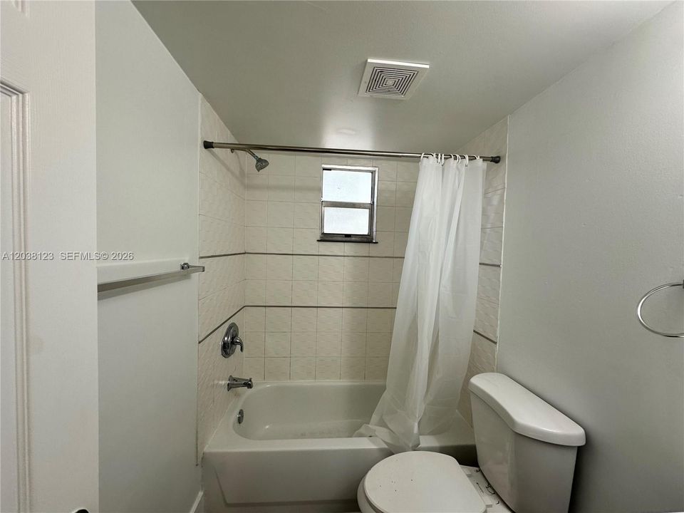 В аренду: $1,625 (1 спален, 1 ванн, 0 Квадратных фут)