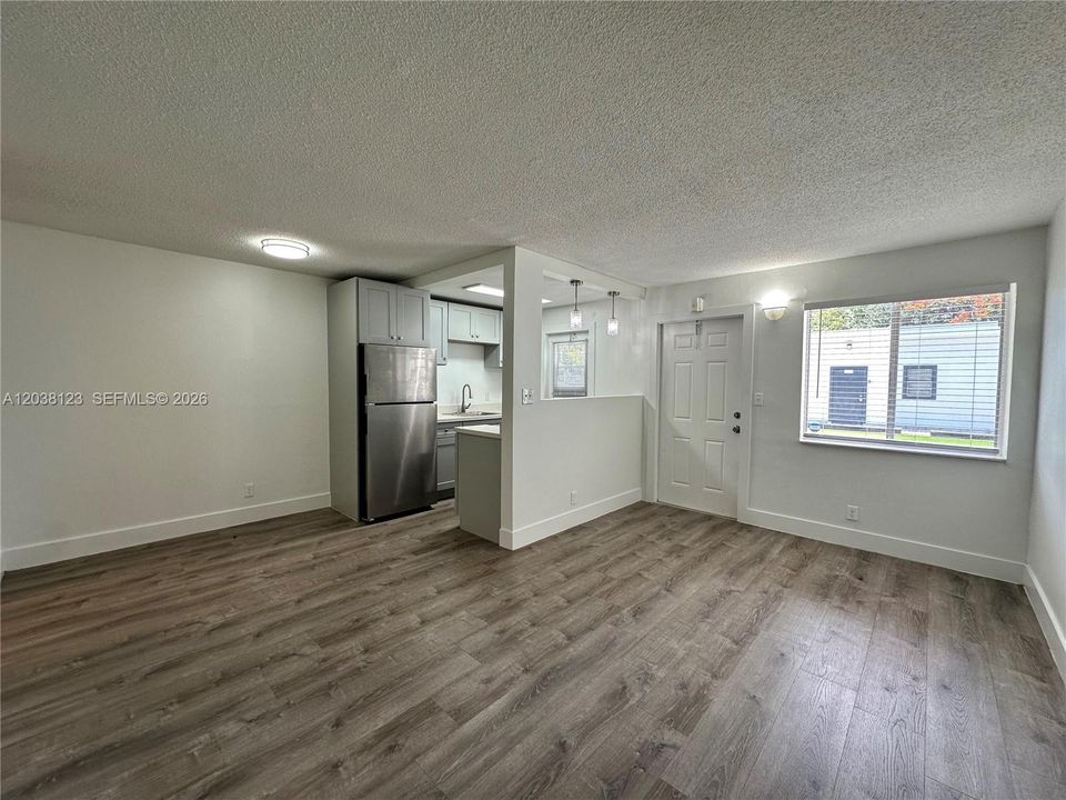 В аренду: $1,625 (1 спален, 1 ванн, 0 Квадратных фут)