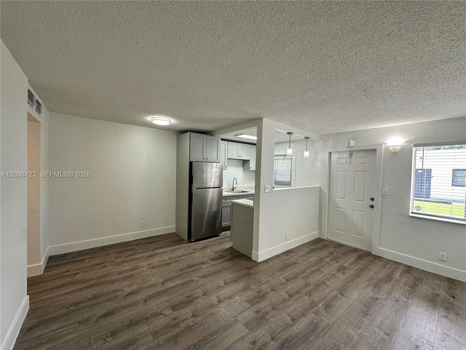 В аренду: $1,625 (1 спален, 1 ванн, 0 Квадратных фут)