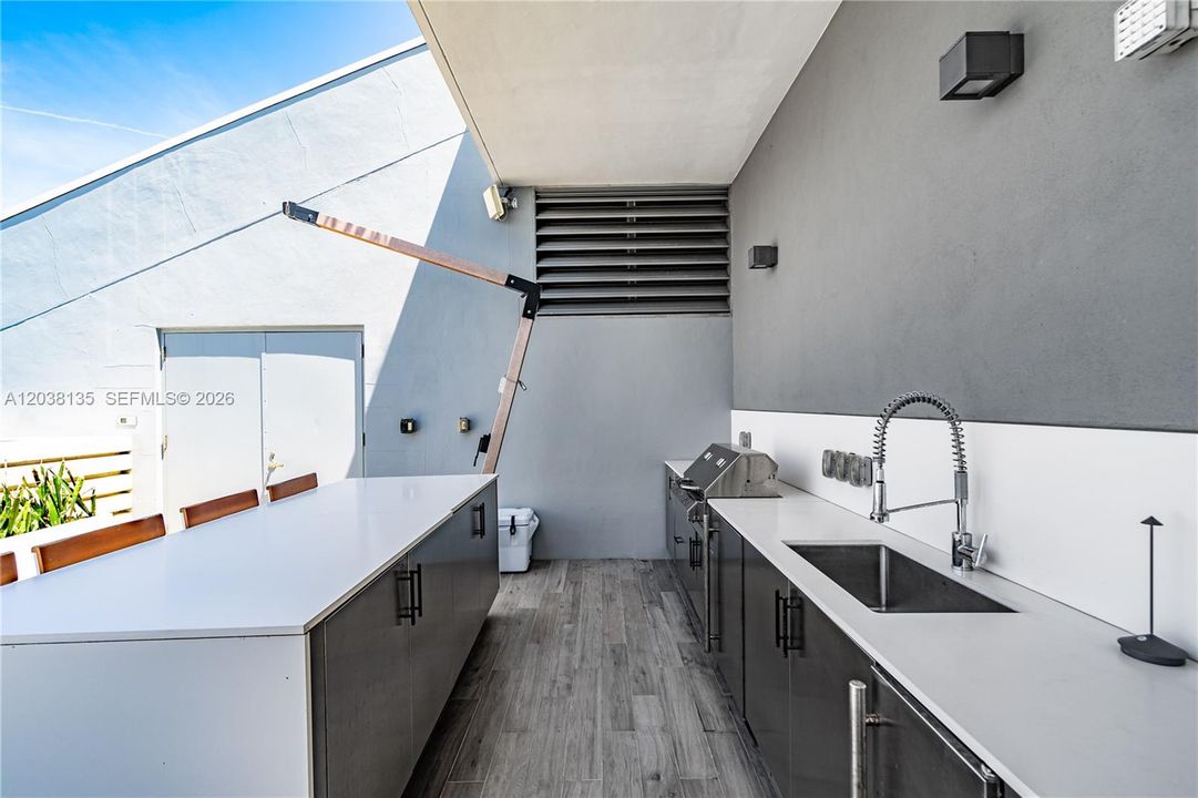 For Rent: $29,000 (4 beds, 4 baths, 3900 Square Feet)