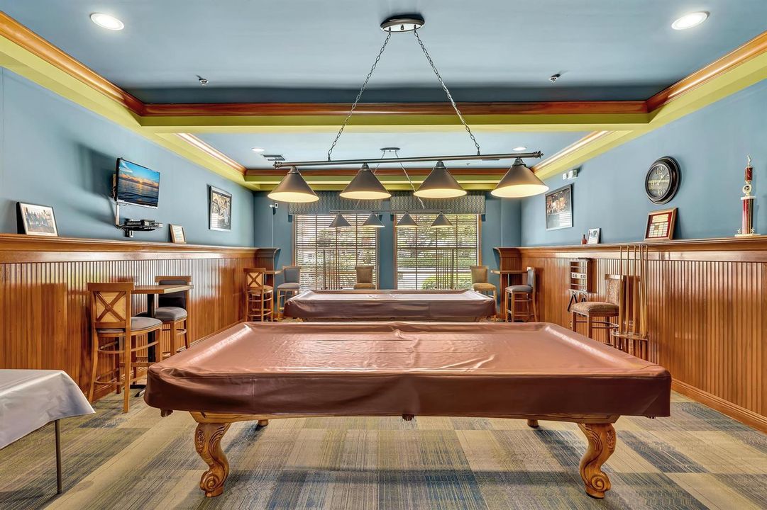 Clubhouse Billiards