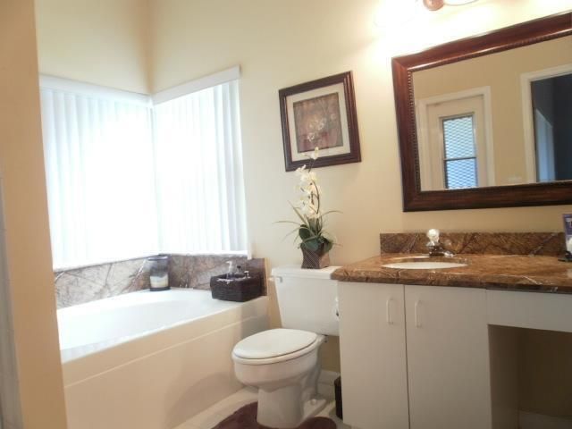 Master Bath with Roman Tub