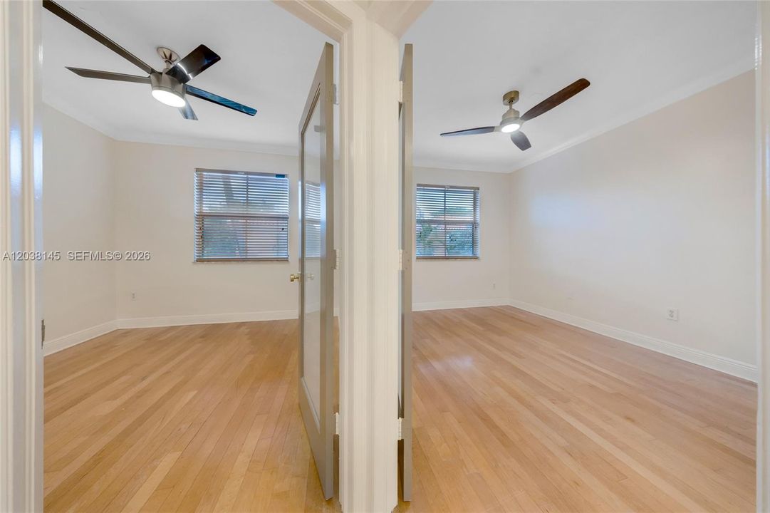 For Rent: $2,850 (2 beds, 2 baths, 980 Square Feet)