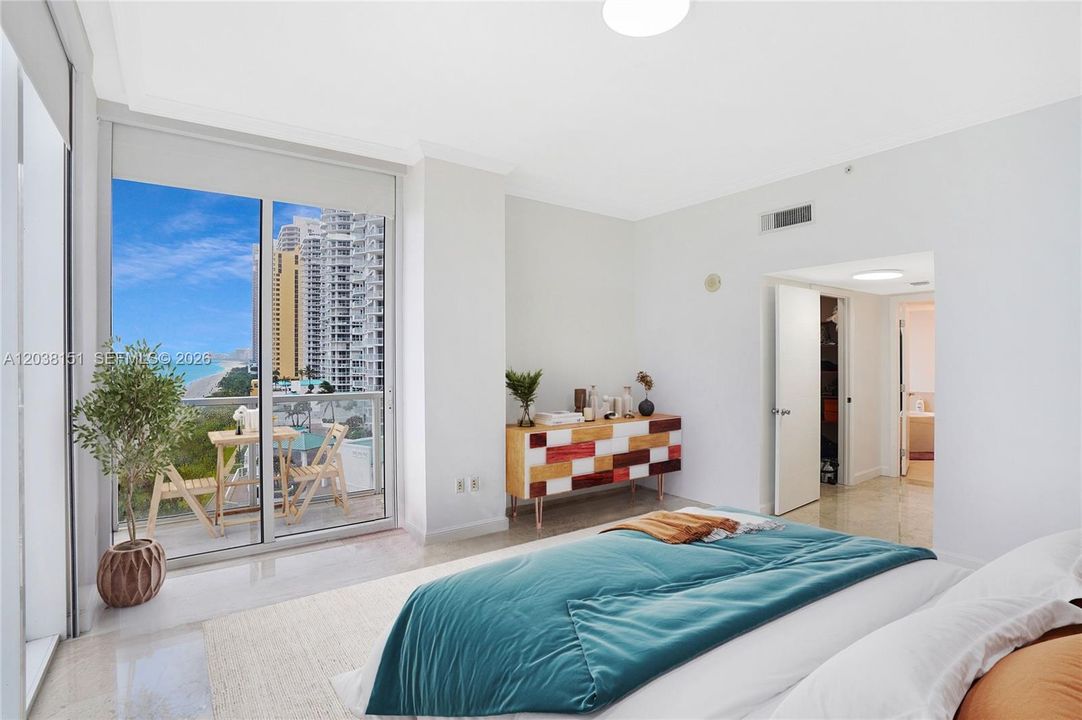 For Sale: $1,449,000 (2 beds, 2 baths, 1698 Square Feet)