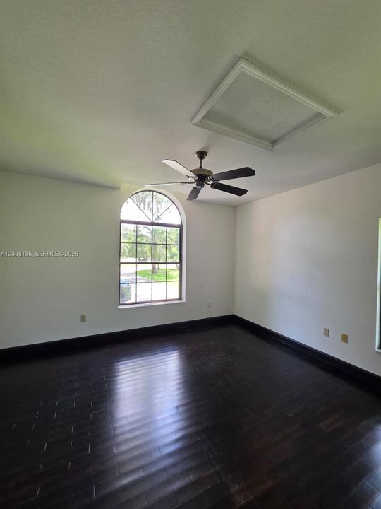 For Sale: $675,000 (4 beds, 2 baths, 3022 Square Feet)