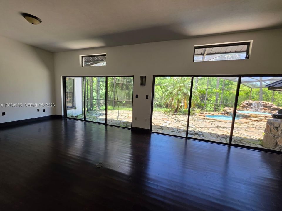For Sale: $675,000 (4 beds, 2 baths, 3022 Square Feet)