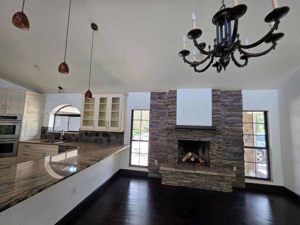 For Sale: $675,000 (4 beds, 2 baths, 3022 Square Feet)