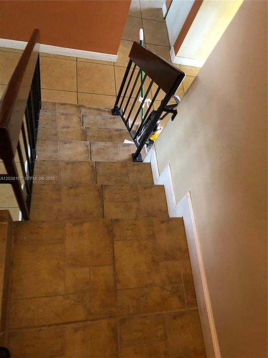 В аренду: $2,900 (3 спален, 2 ванн, 1229 Квадратных фут)