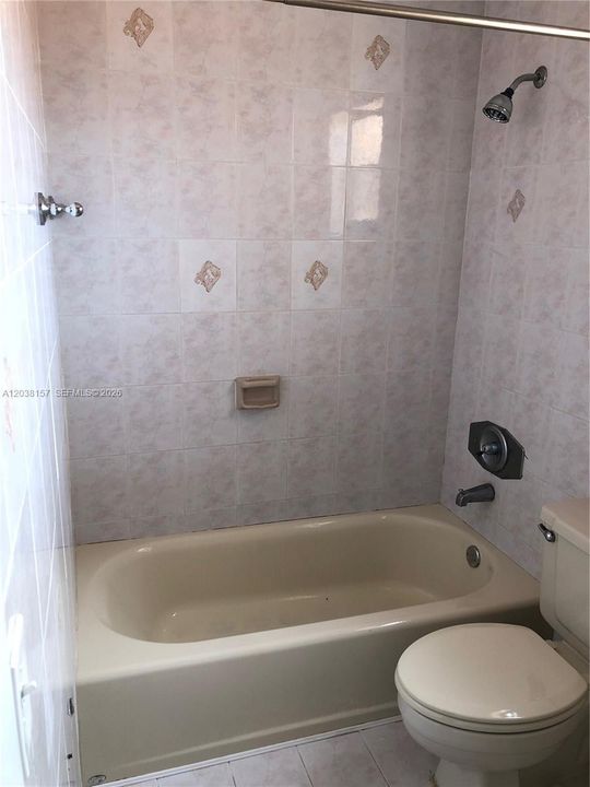 В аренду: $2,900 (3 спален, 2 ванн, 1229 Квадратных фут)