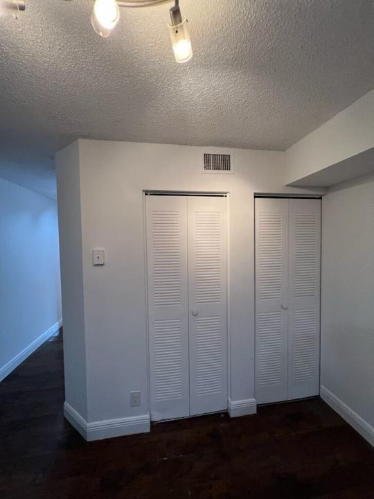 grand oasis hallway closets