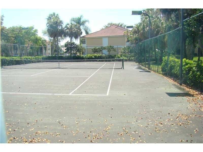 grand oasis tennis court