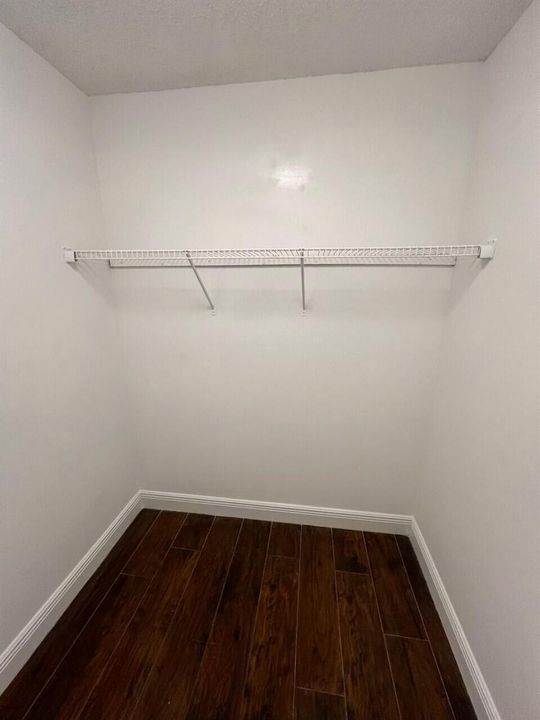 grand oasis closet 3