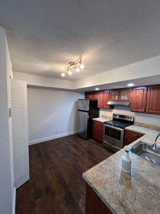 grand oasis kitchen