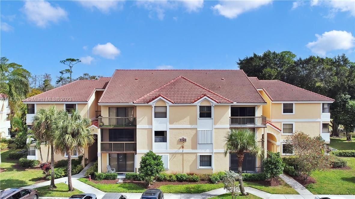 grand oasis frond elevation