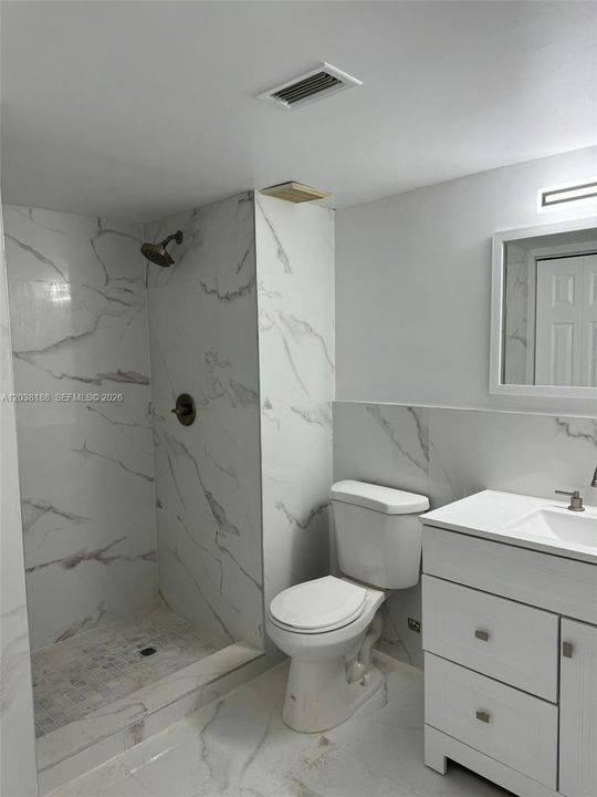 For Sale: $349,999 (2 beds, 2 baths, 1231 Square Feet)