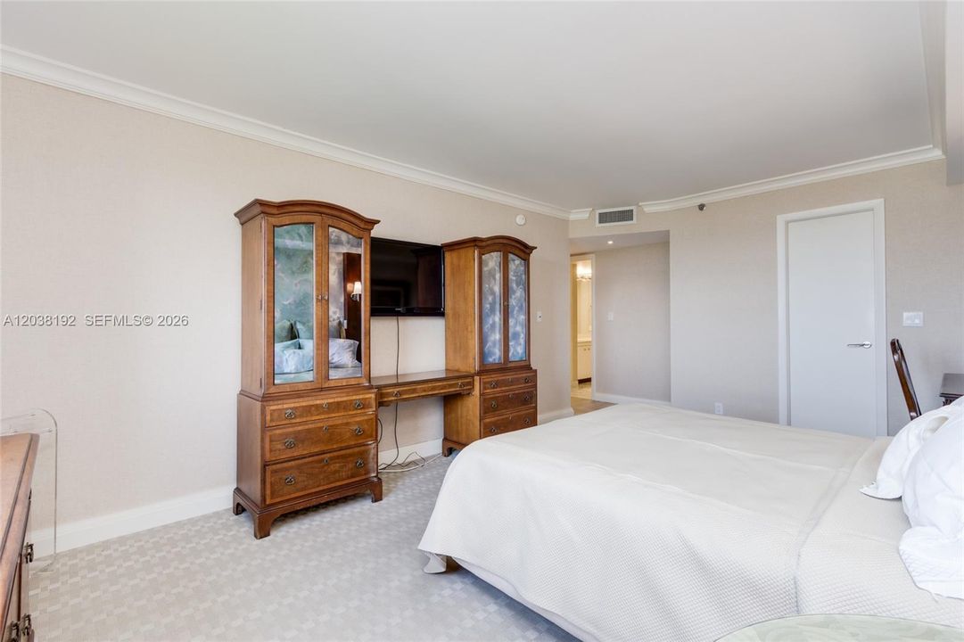 En Renta: $3,950 (2 camas, 2 baños, 1469 Pies cuadrados)