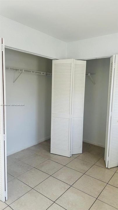 В аренду: $1,700 (1 спален, 1 ванн, 2030 Квадратных фут)