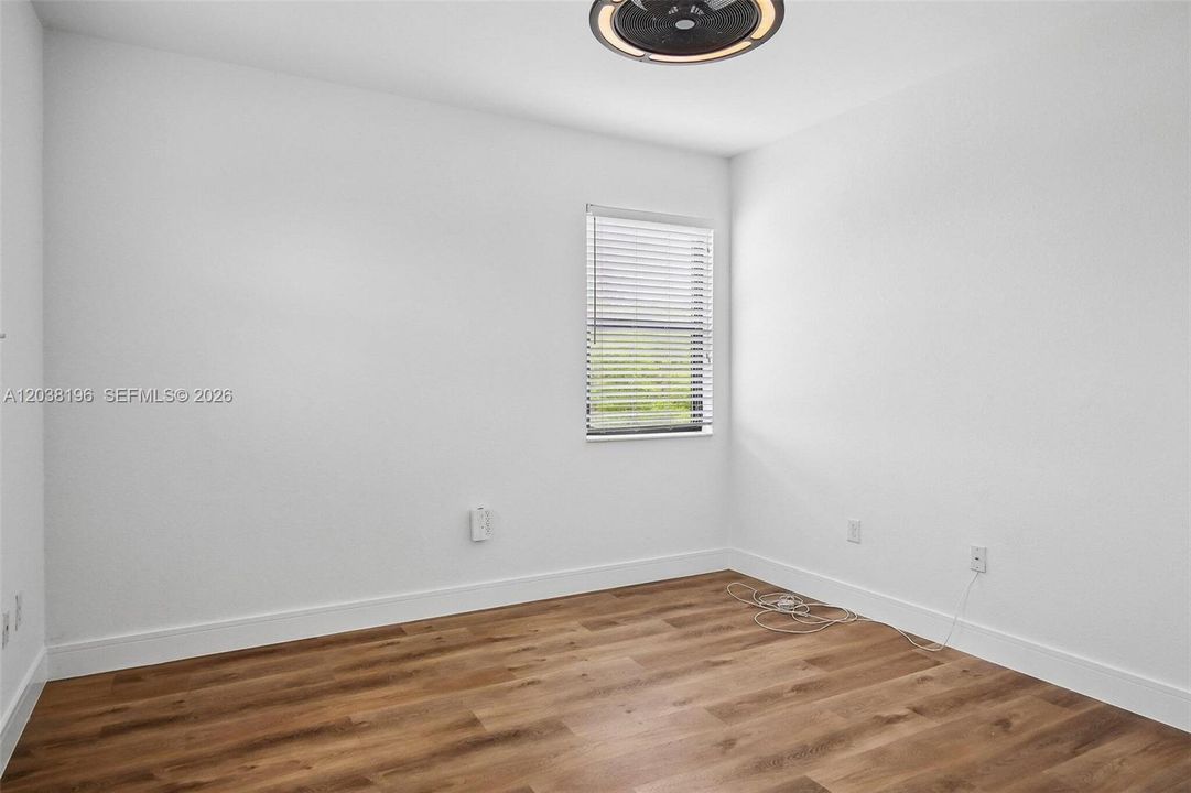 En Renta: $4,500 (4 camas, 2 baños, 2573 Pies cuadrados)