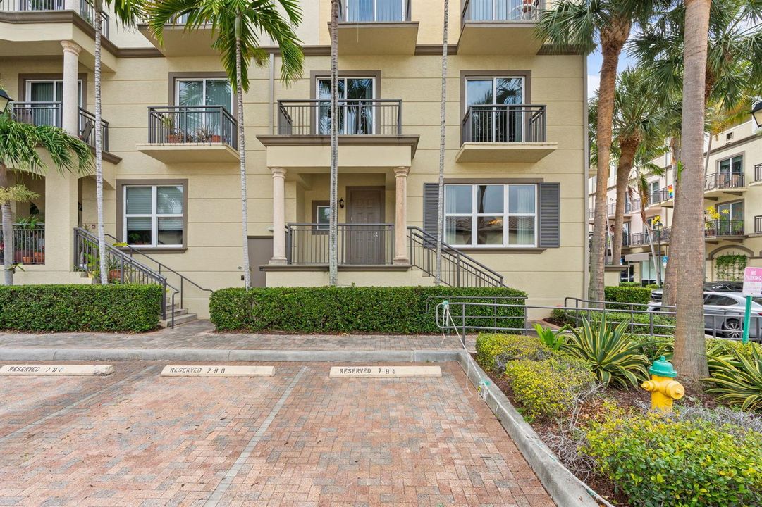 2-web-or-mls-2617 NE 14th Ave 109, Wilto