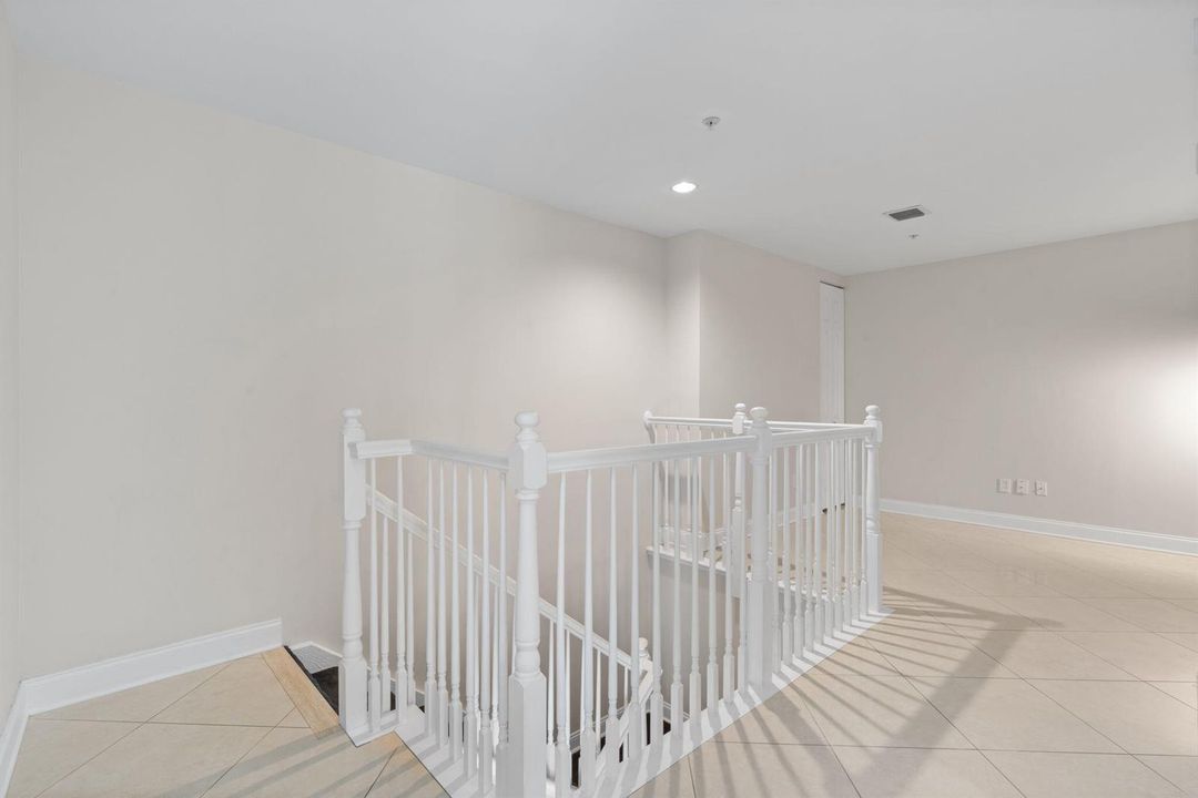 16-web-or-mls-2617 NE 14th Ave 109, Wilt