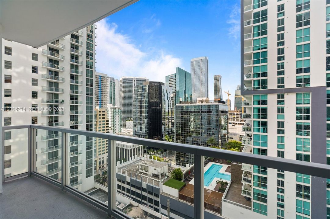 For Sale: $359,000 (0 beds, 1 baths, 601 Square Feet)