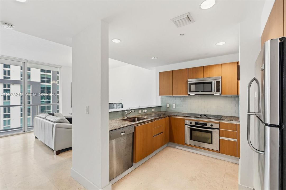 For Sale: $359,000 (0 beds, 1 baths, 601 Square Feet)