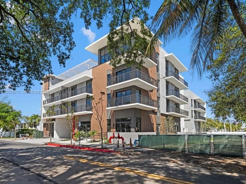 En Renta: $2,050 (1 camas, 1 baños, 0 Pies cuadrados)