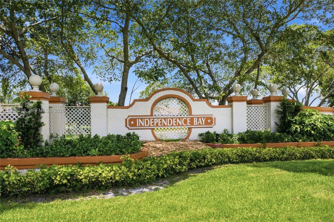 For Sale: $288,000 (2 beds, 2 baths, 1150 Square Feet)